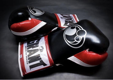 GRANT BOXING GLOVE BLACK / WHITE / RED CONTEST GLOVE